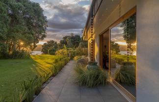 6 Robinson Road, Whitianga