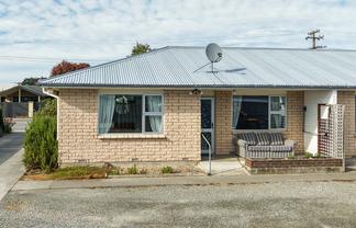 1/4 School Road, Fairlie