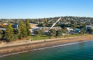 7/6 Beach Front Lane, Browns Bay