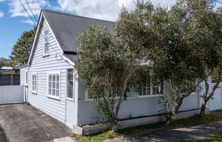 40 Brooklyn Road, Carterton