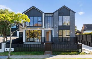 88 A&B Norman Lesser Drive, Saint Johns