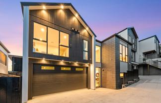 88B Norman Lesser Drive, Saint Johns