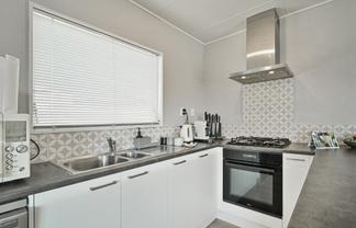 2/701 Riverslea Road South, Akina