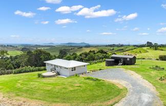 115 Massey Road, Waipu