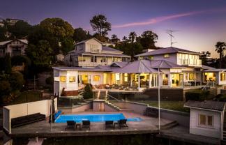 8 Kowhai Road, Bluff Hill