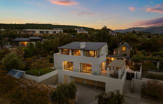 8B Minaret Ridge, Wanaka