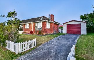 2/2 Wayne Drive, Mangere