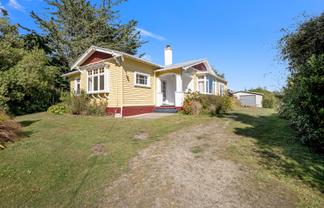 23 Worcester Street, Hampden