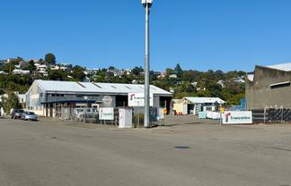 Large Industrial Yard and Workshop for Lease