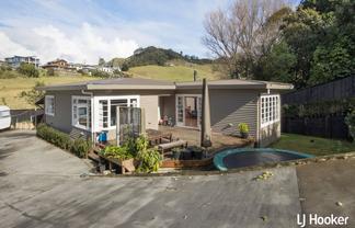 b/25 Fyfe Road, Waihi Beach