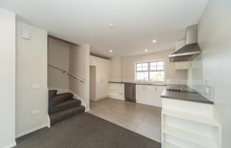 4/14 Rotoiti Street, Johnsonville