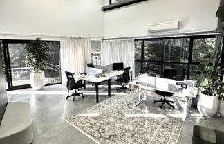 Stylish work hub with a premium finish