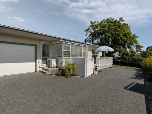 138B Kingswood Road, Brookfield