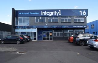 Perfect Hybrid space ideal for showroom