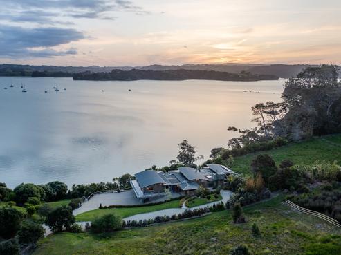 16 Grant Street, Mahurangi East