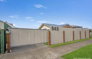 54B Russell Rd, Marewa