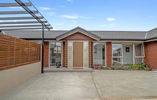 8A Vernon Avenue, Takaro