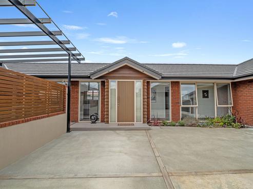 8A Vernon Avenue, Takaro