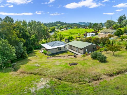 34 Toetoe Road, Otaika