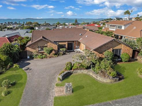 56 Oliver Road, Eastern Beach