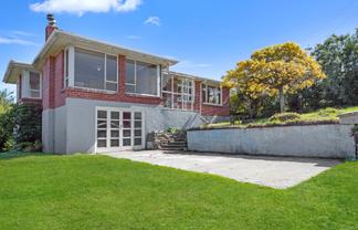 13 Pratt Street, Waikouaiti