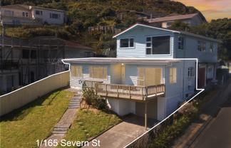 F1/165 Severn Street, Island Bay