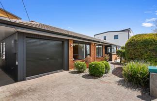 2b Kereru Street, Henderson