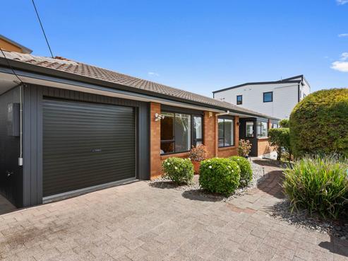 2B Kereru Street, Henderson