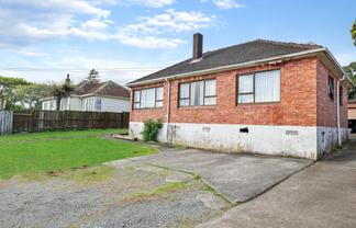 66 Great South Road, Manurewa