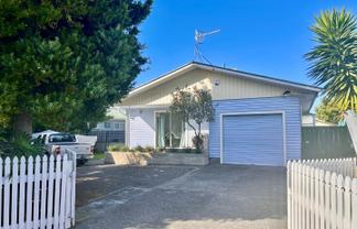 22 Scully Crescent, Onekawa