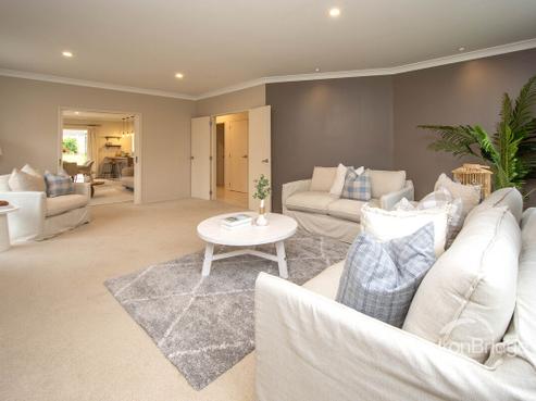 42 Kinsella Crescent, Aidanfield