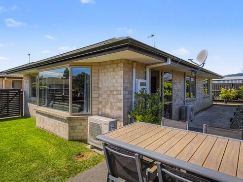 16B Dennis Taylor Court, Paraparaumu