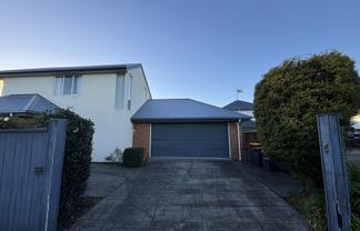 4 Rosefield Lane, Northcote