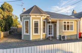 107 Lincoln Road, Masterton