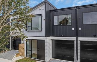 Auckland - Address withheld