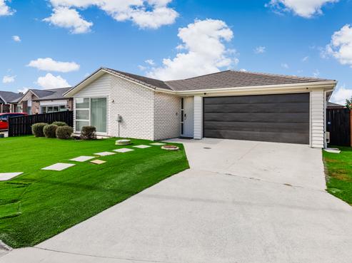 17 Toropapa Close, Takanini