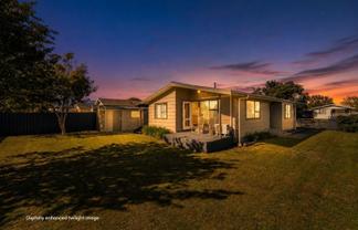 21 Morgan Crescent, Levin