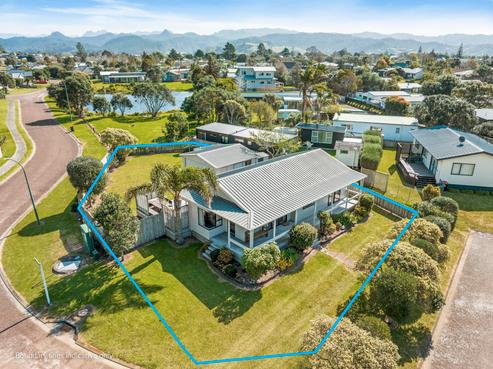 16 Holland Close, Pauanui