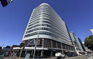 Premium full floor opportunity