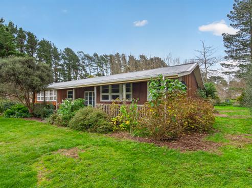 1001 Kahutara Road, Featherston