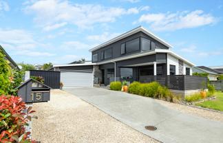 15 Trevally Place, Snells Beach