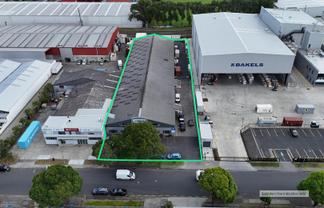 CBRE | 2,500sqm Penrose Industrial