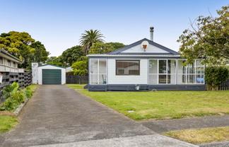 8 Ponderosa Place, Opunake