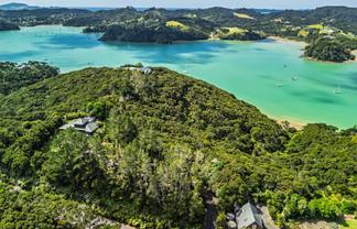  Kanuka Grove, Russell