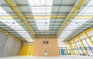 High-Stud Warehouse/Showroom - Penrose