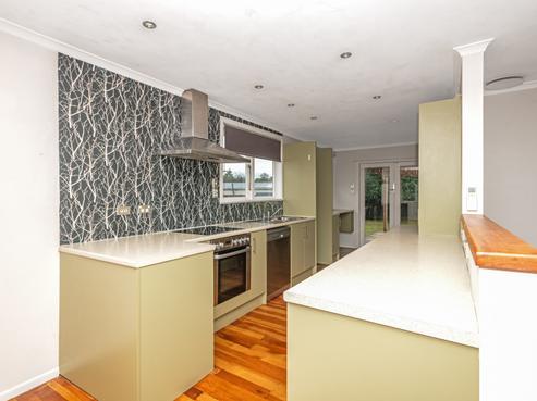 8 Bradford Place, Awapuni