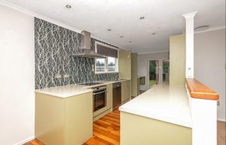 8 Bradford Place, Awapuni