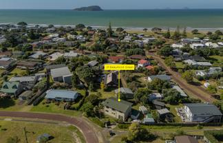 21 Beaumont Green, Pauanui