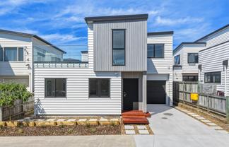 48 Lockheed Street, Hobsonville