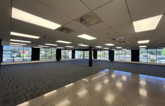 Newly Refurb in Prime Newmarket Location